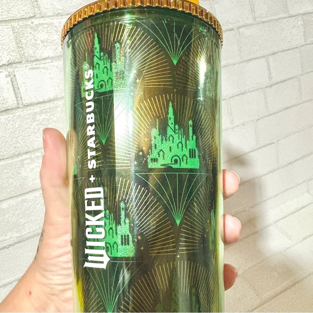 Starbucks Wicked Emerald City Gold and Green Cold Tumbler 24 Ounce NEW